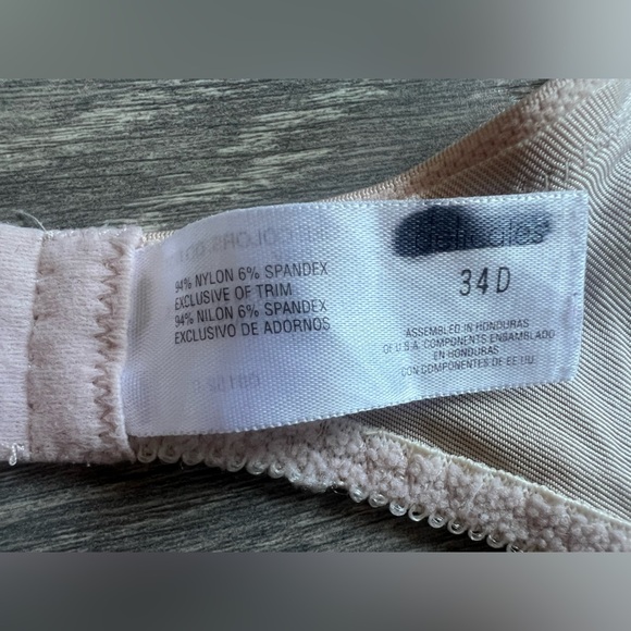 Delicates Second Skin Satin Unlined Unpadded Underwire Vintage Bra Champagne 34D - Picture 6 of 8